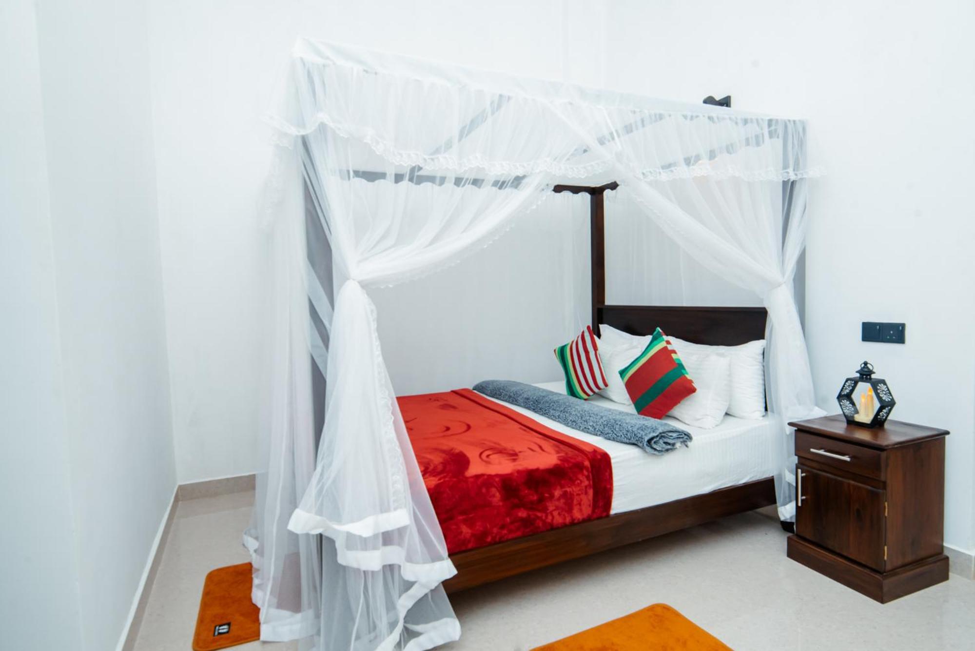 נלת'אניה Adams Peak Inn מראה חיצוני תמונה