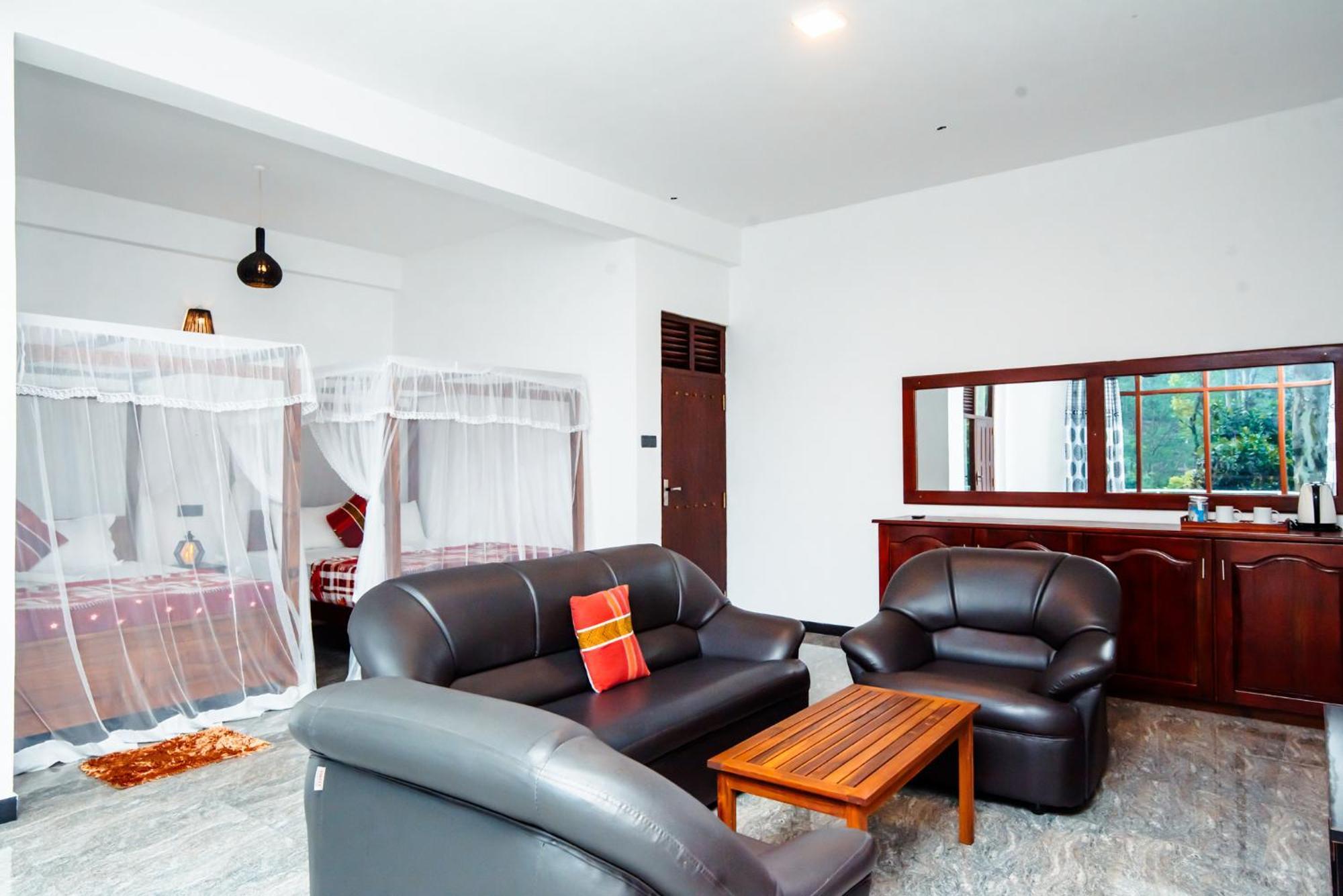נלת'אניה Adams Peak Inn מראה חיצוני תמונה