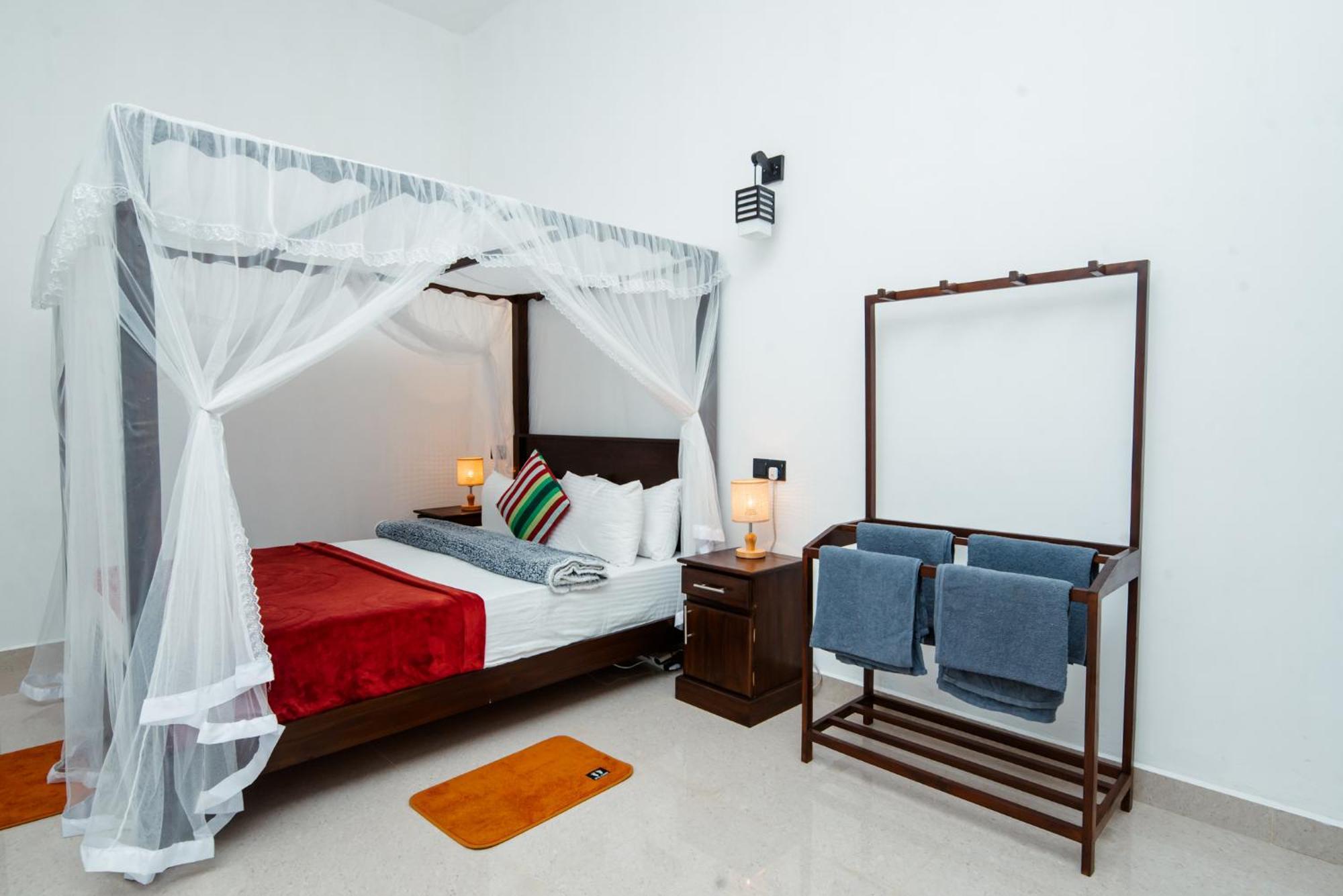 נלת'אניה Adams Peak Inn מראה חיצוני תמונה