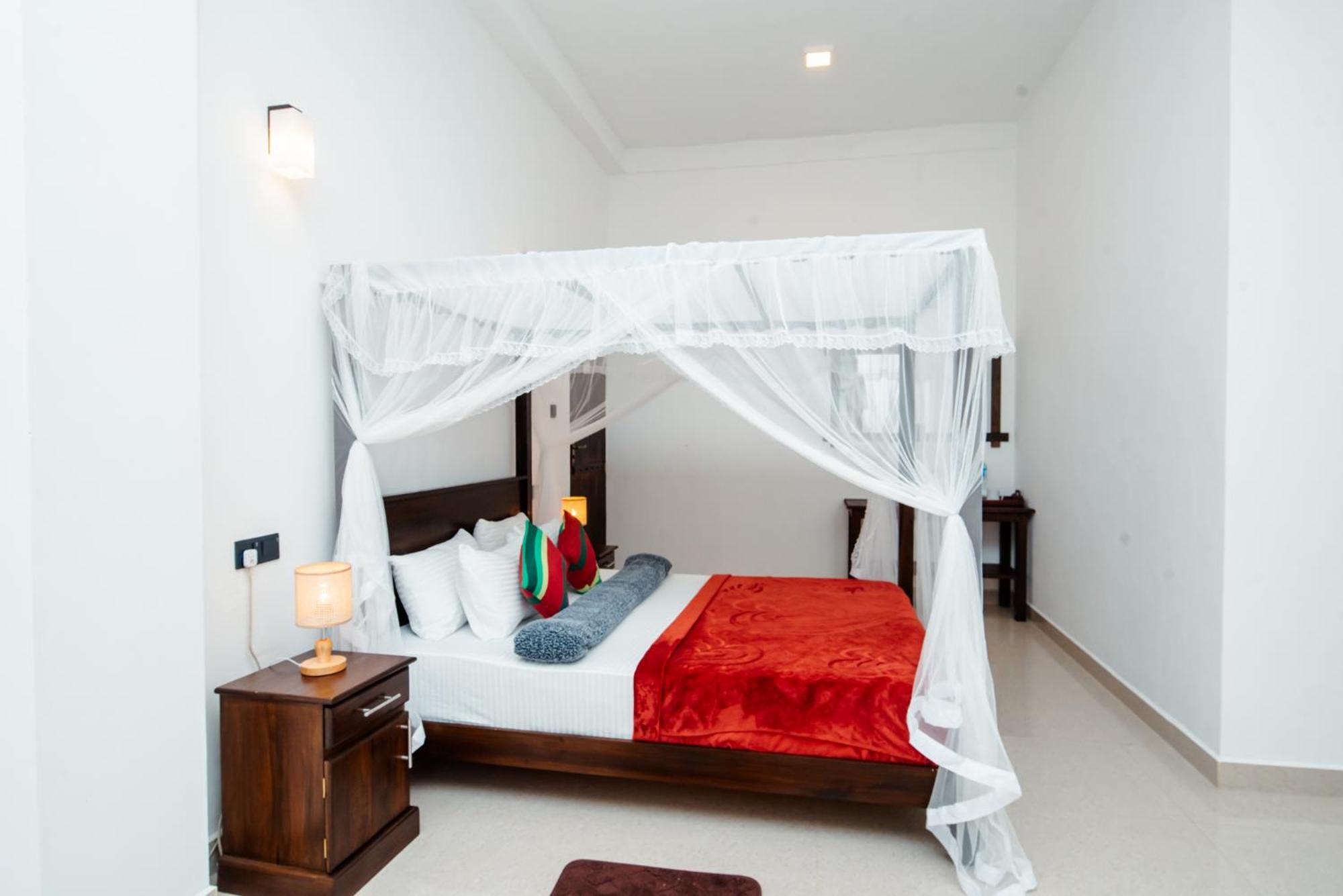 נלת'אניה Adams Peak Inn מראה חיצוני תמונה
