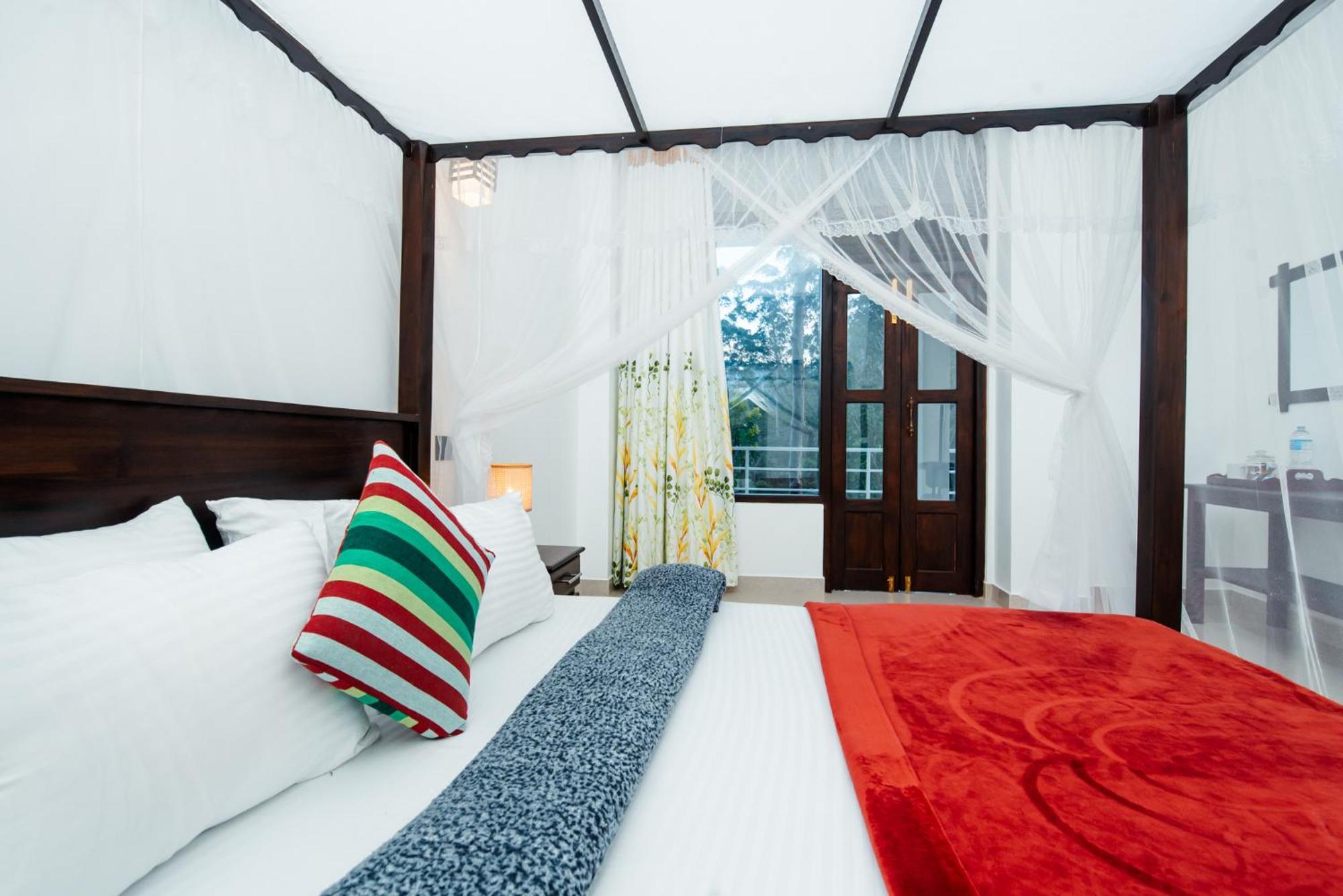 נלת'אניה Adams Peak Inn מראה חיצוני תמונה