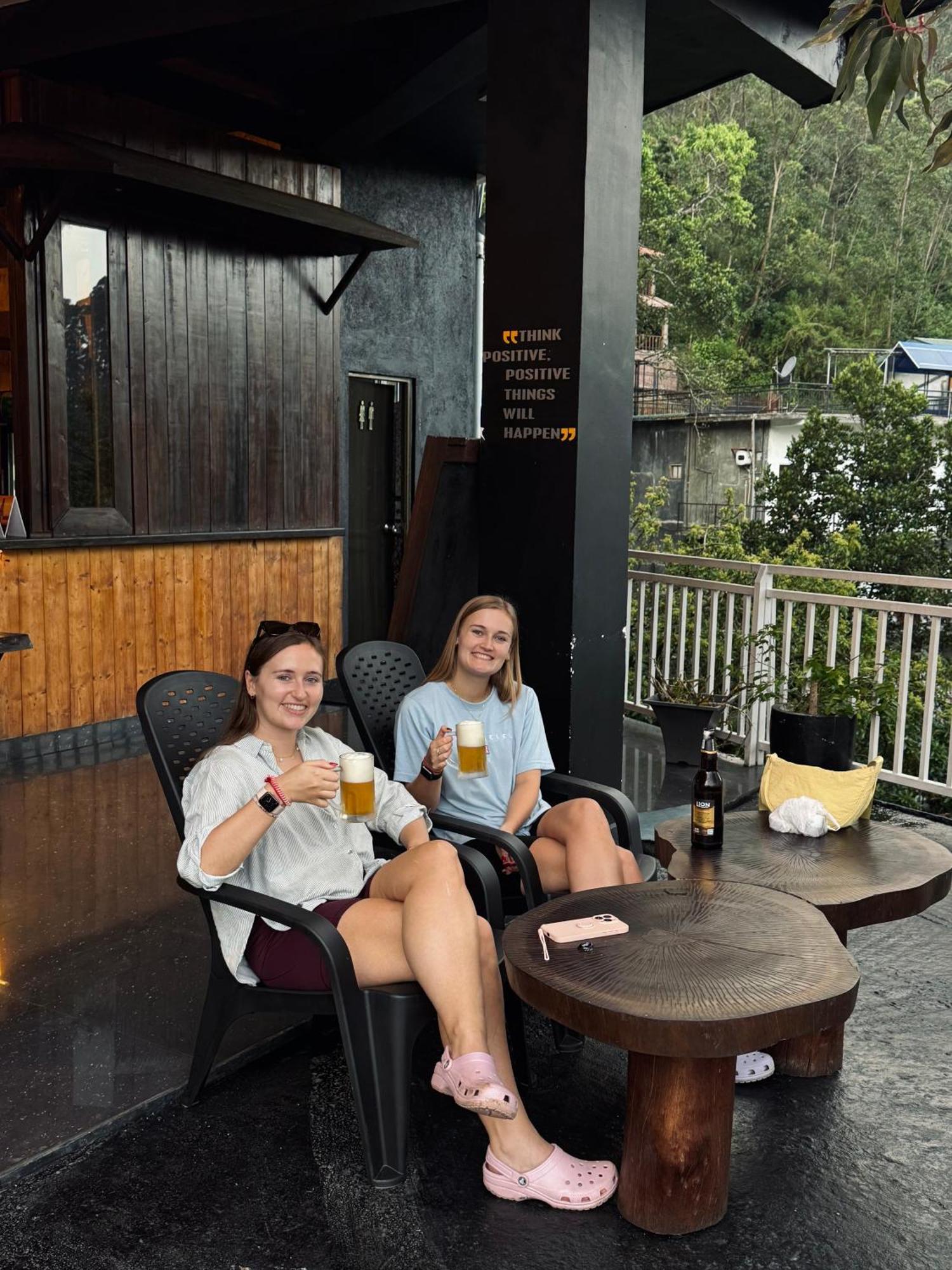 נלת'אניה Adams Peak Inn מראה חיצוני תמונה